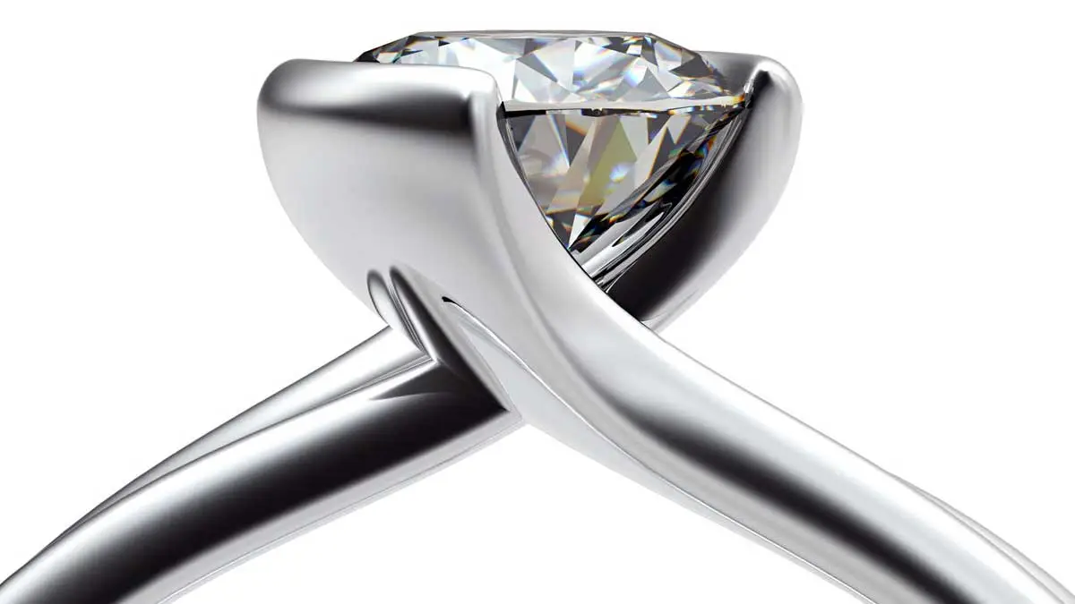 Ein Ring aus PLatin mit einem Brillant
